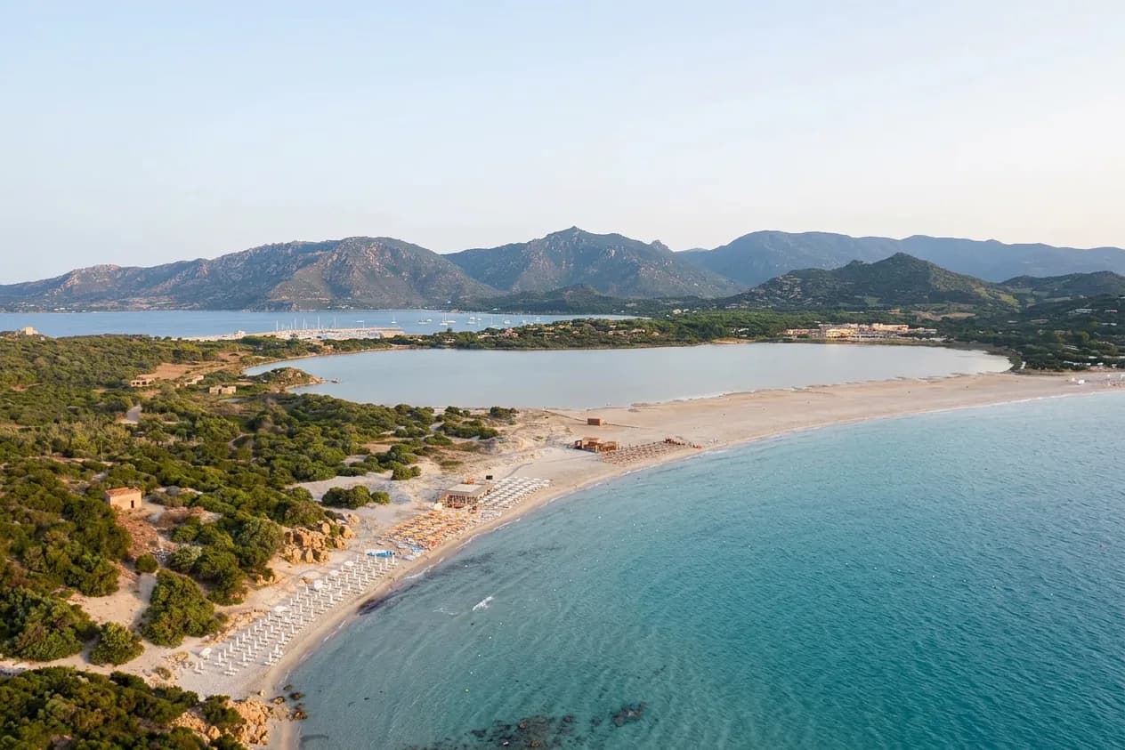 Cagliari Küste vom Boot aus